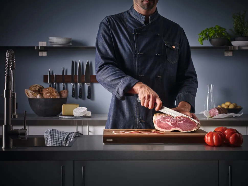 7" Classic Hollow Edge Santoku in Black