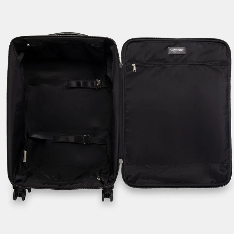 26" Lightweight Wheeled Case