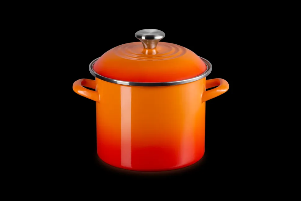 6 qt. Stockpot in Flame
