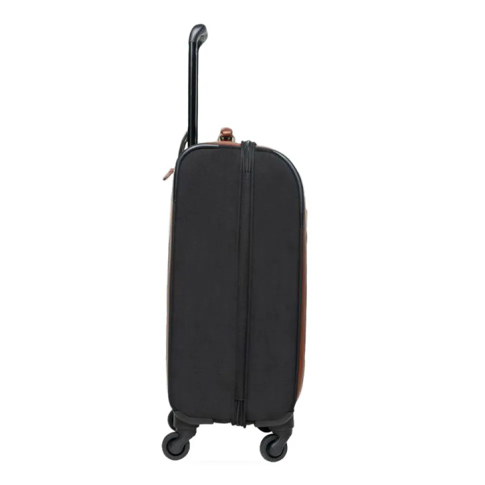4 Wheel International Carry On