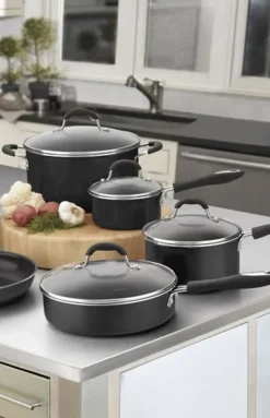 Advantage® 11 Piece Nonstick Cookware Set in Black