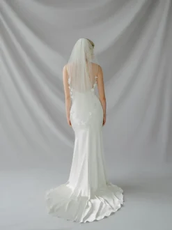 Aja Veil
