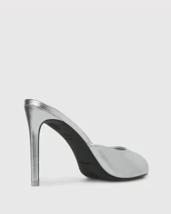 Alessia in Silver Metallic Leather