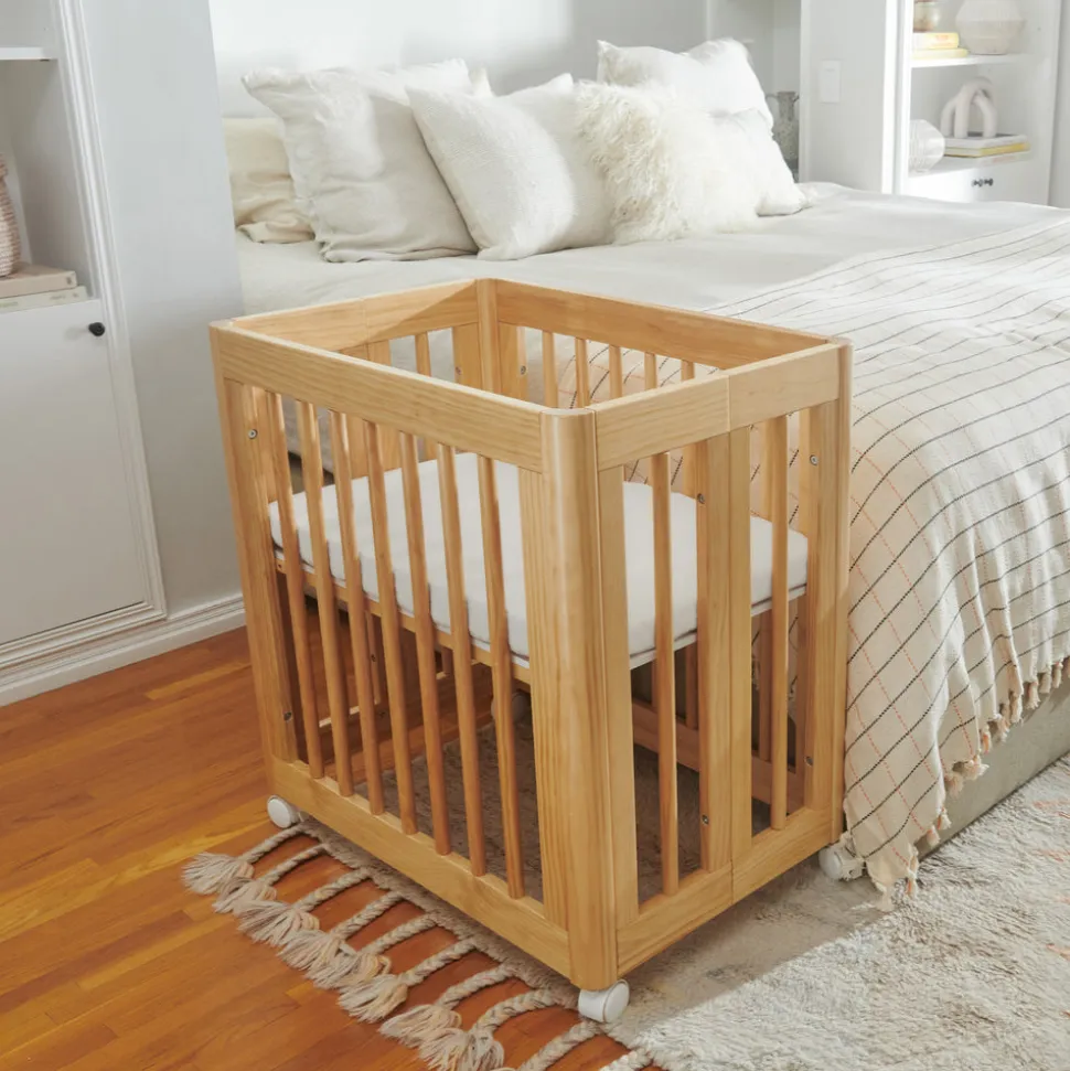 All-Stages Bassinet Sheet in GOTS Certified Organic Muslin Cotton in White