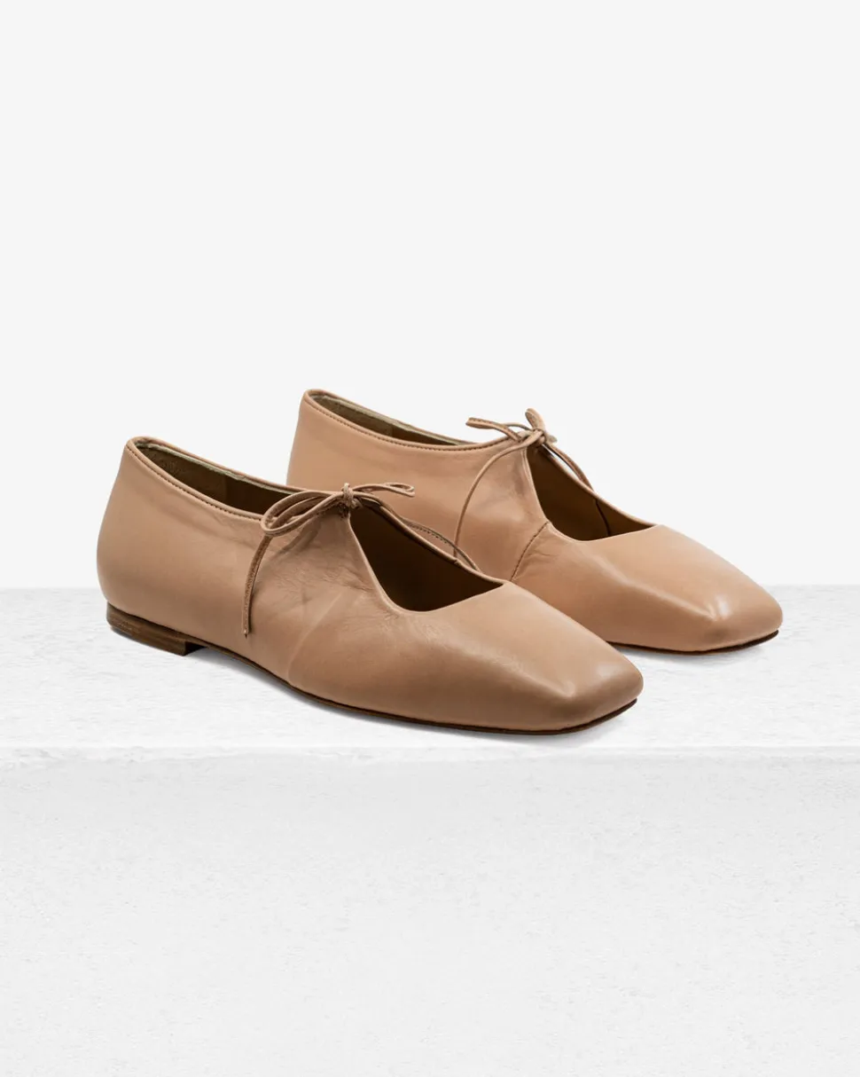 Amelia Blush Leather