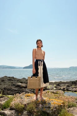 Amor Tote in Black