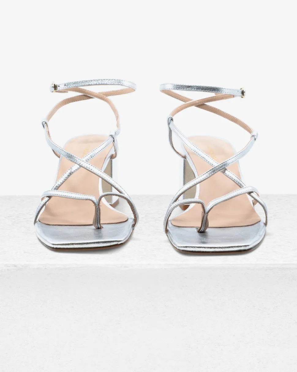 Ana Sandal