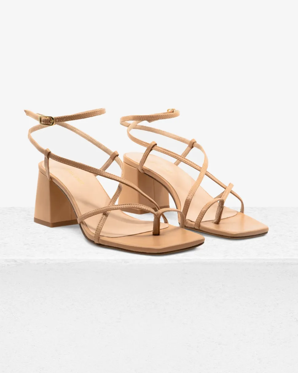 Ana Sandal