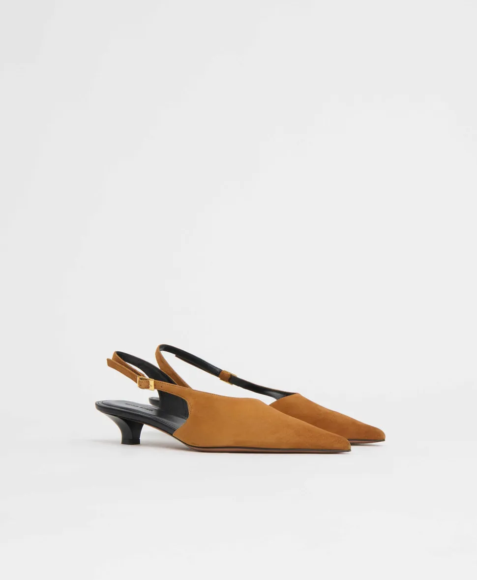 Anna Slingback in Saddle