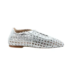 Antonia Flat in Leather