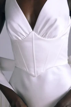 Aoki Gown