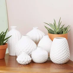 Artisan Carvings Vase, Set of 7