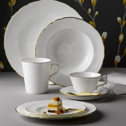 Aves Dinnerware in Pearl