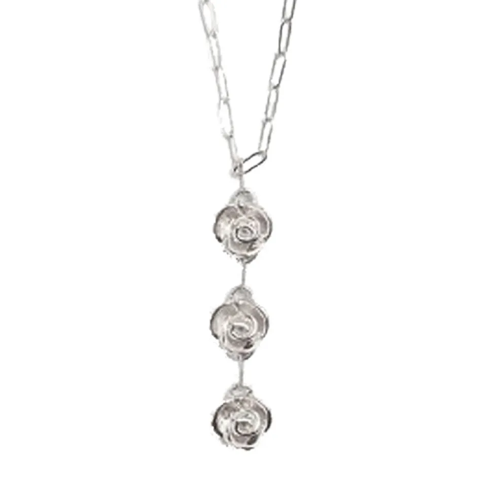 Awakening of Flora Necklace Silver