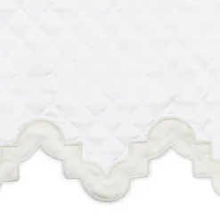 Aziza Matelassé Collection