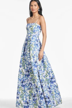 Beau Gown in Pansy Prelude