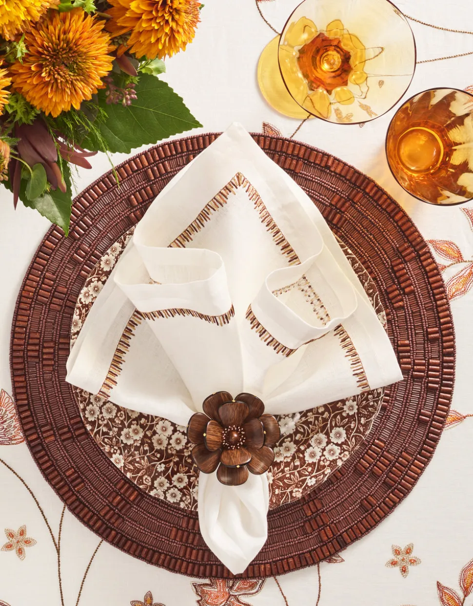 Begonia Napkin Ring in Brown & Gold, Set of 4