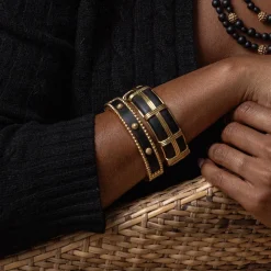 Berry Small Hinged Bangle in Ebony