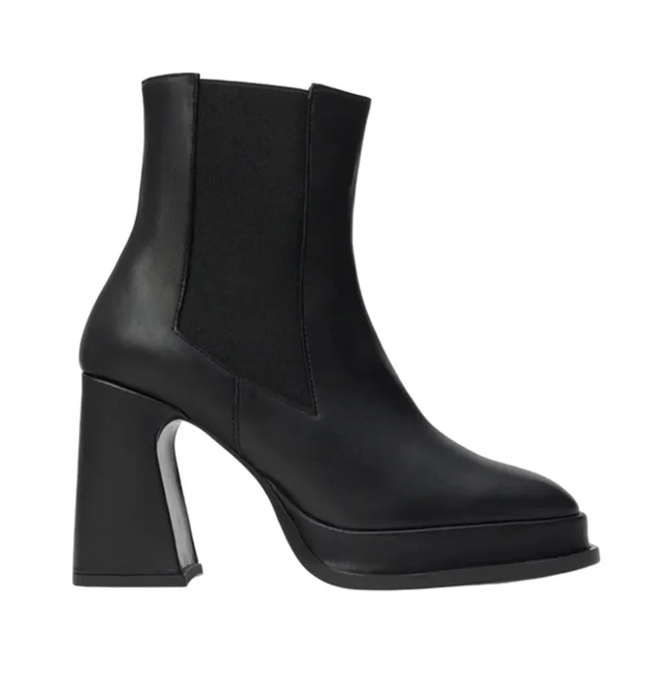 Bimba in Black