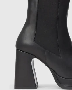 Bimba in Black