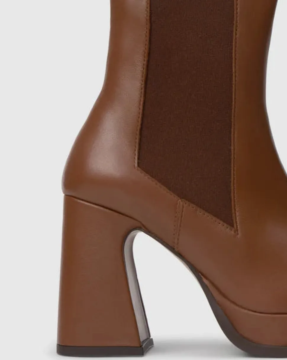 Bimba in Caramel