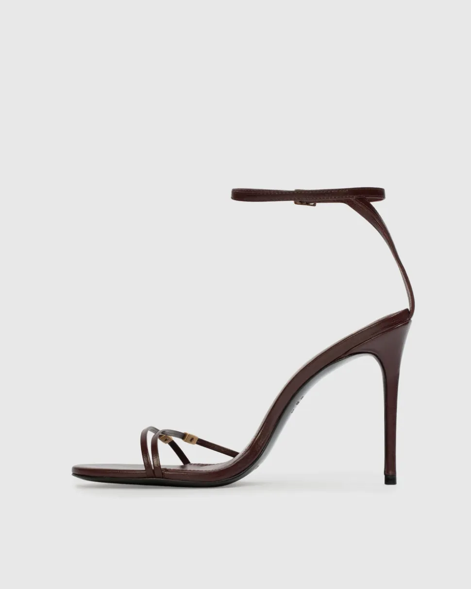 Britanny 100 in Bordeaux Leather