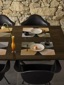 Canopy Placemat in Honey