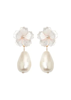 Carlla Earrings in Mother Of Pearl