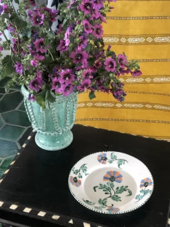 Carnation Dinner Plate