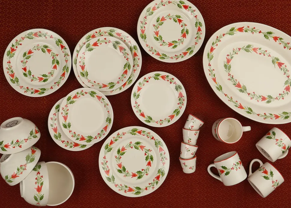 Carolina Irving x OTM Holly Dessert Plate