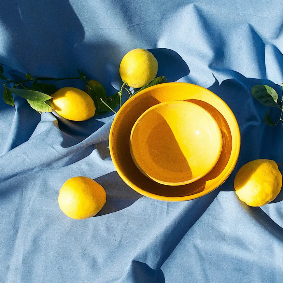 Casa Amarilla Medium Bowl with Yellow Glaze