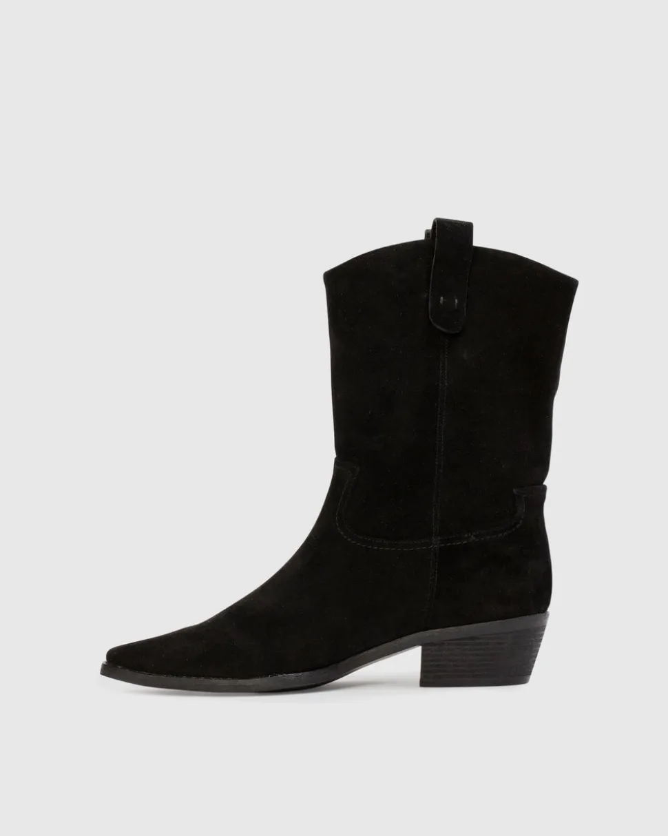Casey 55 in Black Suede