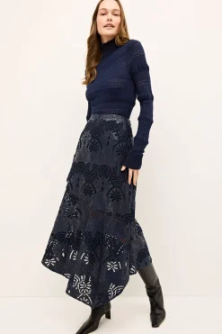 Casey Skirt in Naval