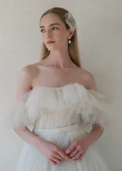 Chantrell Barrette in Cream