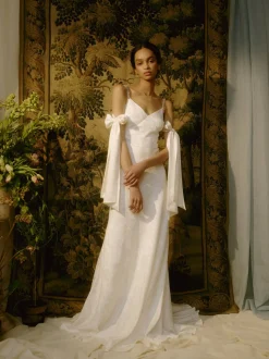 Circe Bow Arm Gown