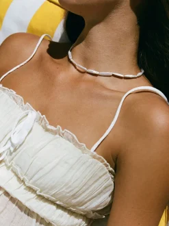 Claire Pearl Necklace