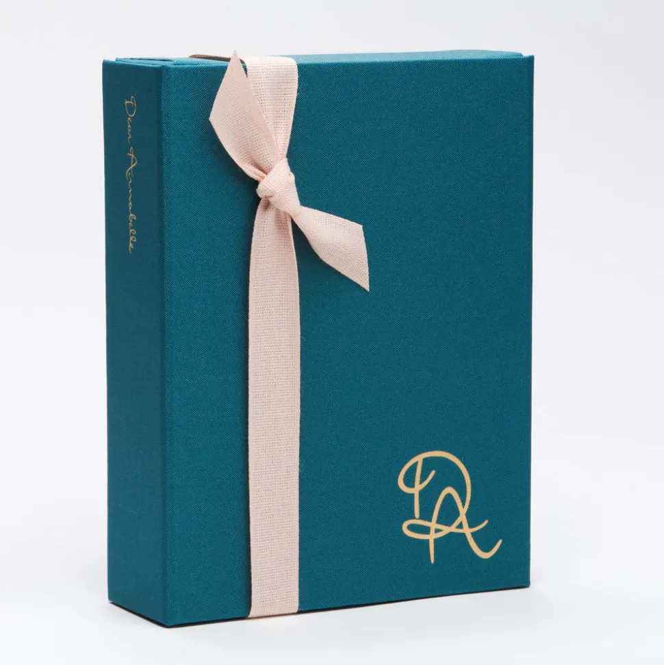 Clara Place Card Holder