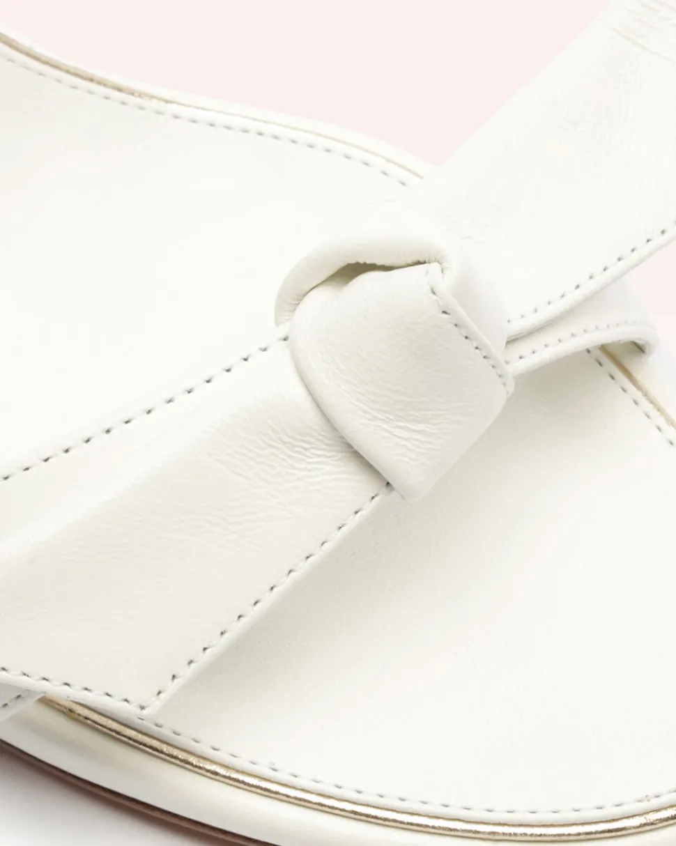 Clarita Bridal Block 90 in Leather