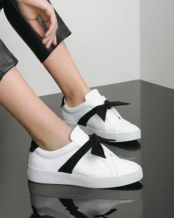 Clarita Sneaker