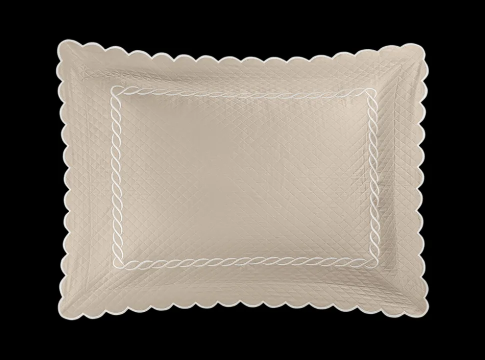 Classic Chain Scallop Matelassé Collection