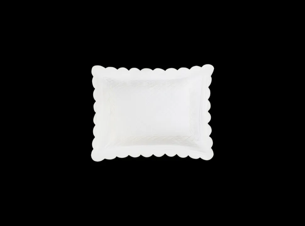 Classic Chain Scallop Matelassé Collection