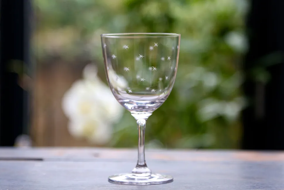 Crystal Wine Glasses with Stars Design