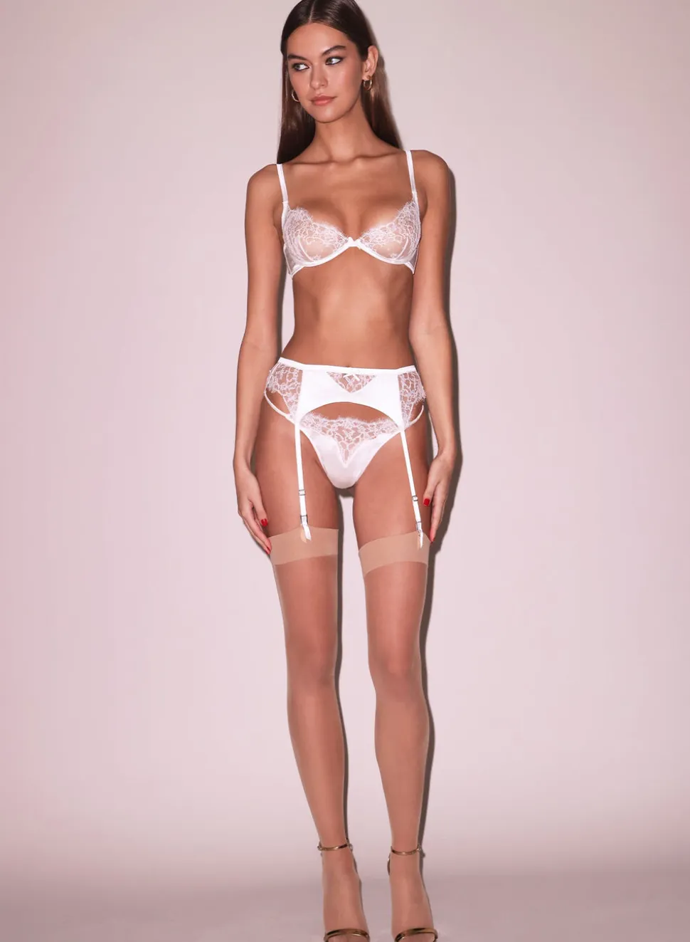 Daphne Lace Garter Belt