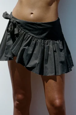 Day & Night Sarong Skirt in Black
