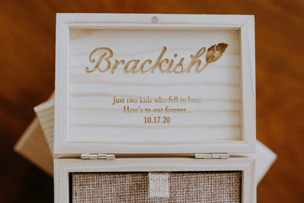 Deke Pin
