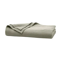 Dream Bed Blanket in Sageleaf