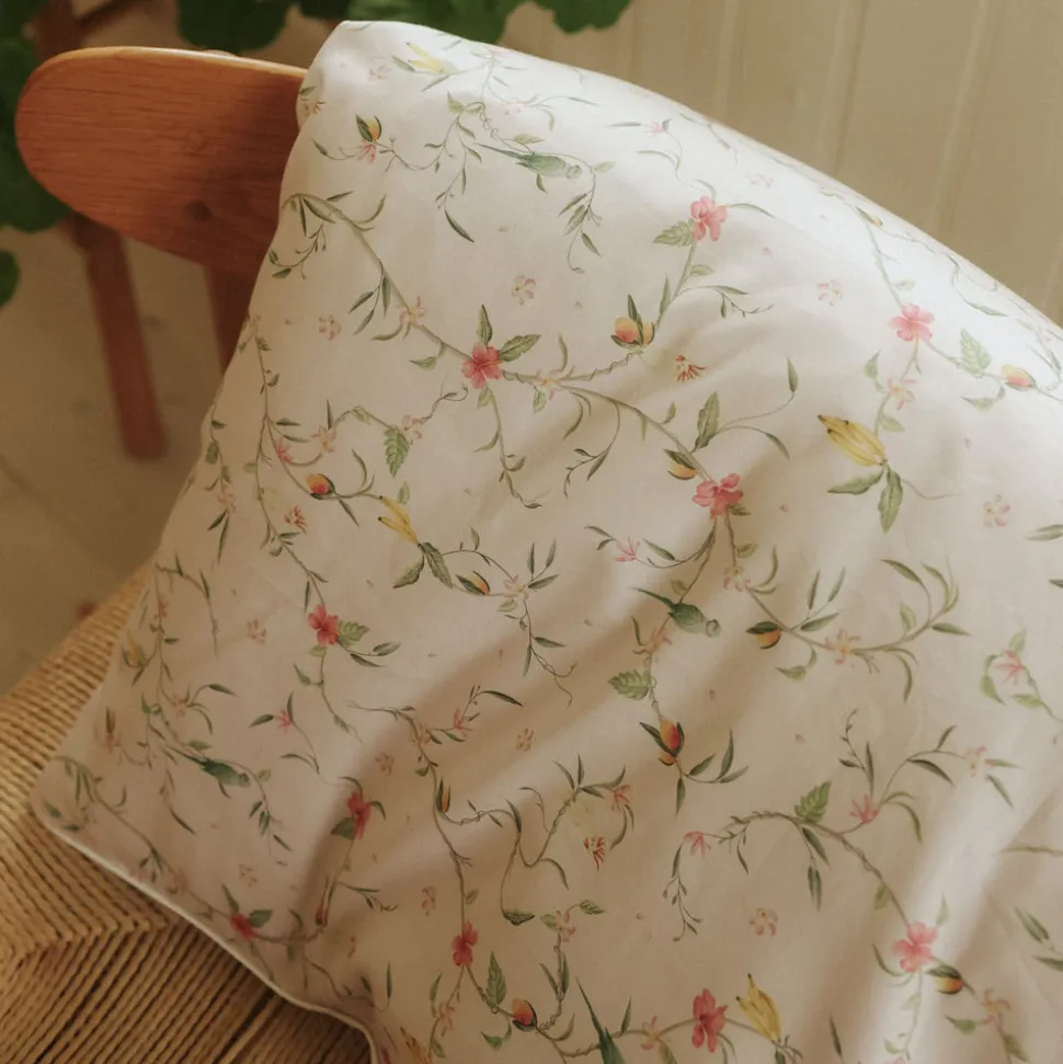 Dreaming of Paradise Baby Duvet in Ivory