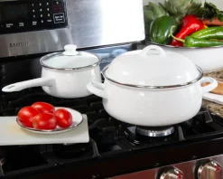 Dutch Oven in Solid White