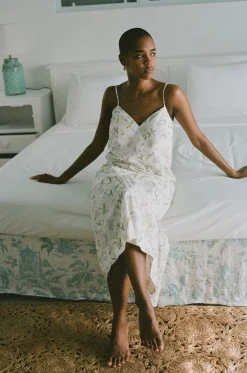 Elissa Dress in White Hibiscus