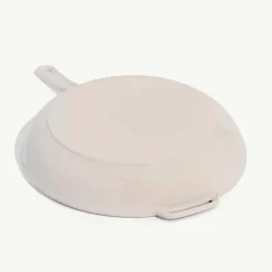 Enameled Cast Iron Skillet in Antique White